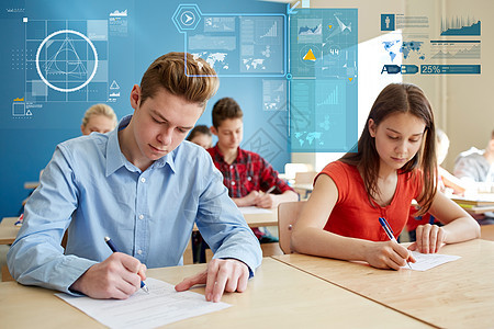 教育学统计人的群学生用书带图表的虚拟屏幕上写学校考试群书写学校考试的学生图片