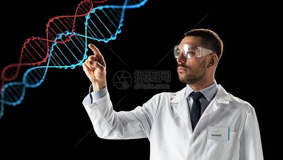 科学,遗传学人的男医生科学家穿着白色外套安全眼镜,触摸DNA分子黑色背景上的虚拟投影戴着DNA分子护目镜的科图片