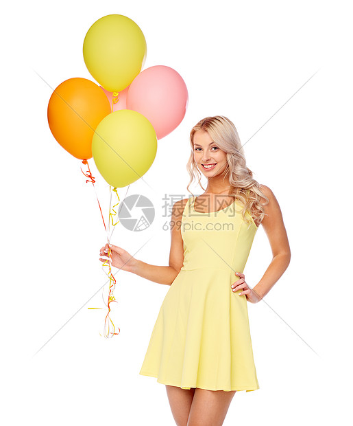 ‘~人们,假期夏季派的快乐的轻妇女十几岁的小姐姐穿着粉红色的裙子,带着氦气球穿着氦气气球的快乐表妹  ~’ 的图片