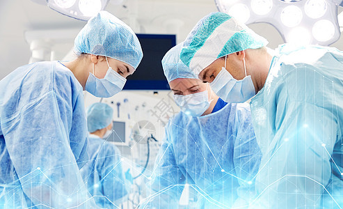医院手术室手术的外科医生图片