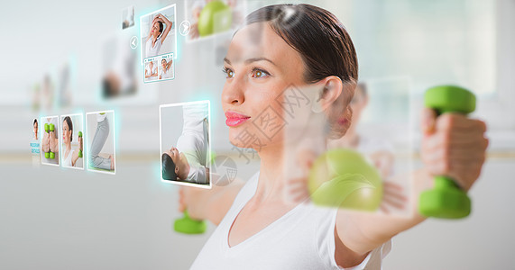 运动女用现代虚拟界锻炼线健身教练的图片