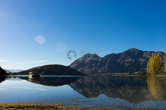 风景如画新西兰阿尔卑斯山湖泊的自然景观图片