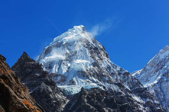 风景优美的山景,坎陈琼加地区,喜马拉雅山,尼泊尔图片