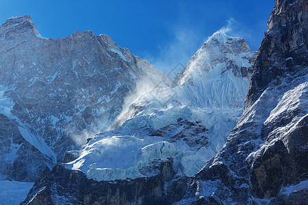 风景优美的詹努峰,坎肯琼加地区,喜马拉雅山,尼泊尔图片