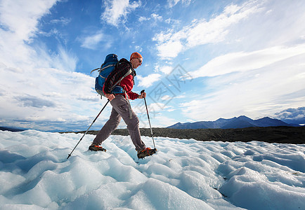 阿拉斯加的WrangellstElias公园徒步旅行Instagram过滤器图片