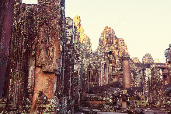 柬埔寨Siem收获附近吴哥区刺刀古高棉文化寺庙的石图片