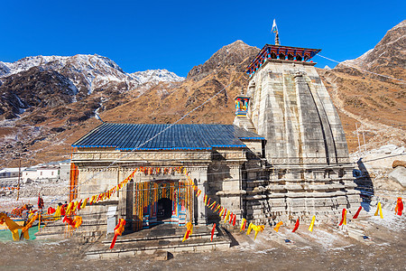 凯达纳特寺座印度教寺庙,献给湿婆勋爵它位于印度北方邦的加尔瓦尔喜马拉雅山图片