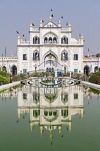 乔塔伊曼巴拉,也被称为胡塞纳巴德伊曼巴拉座雄伟的纪念碑,位于印度北方邦的勒克瑙市图片