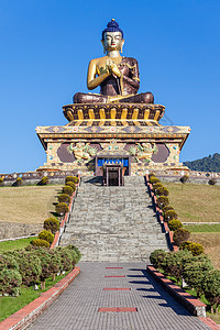 高塔马佛像印度南锡金的拉旺拉的佛陀公园图片