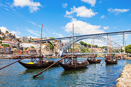多罗河葡萄牙波尔图的传统船只图片