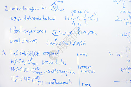 化学方程式学校课堂背景中白板上的抽象科学化学分子结构背景