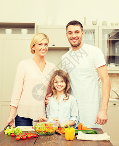 食物,家庭,快乐人的快乐的家庭厨房晚餐图片