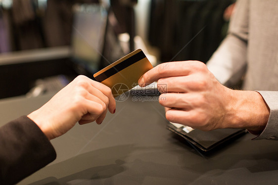 业务,销售,支付人的客户的手给卖方银行经理信用卡图片