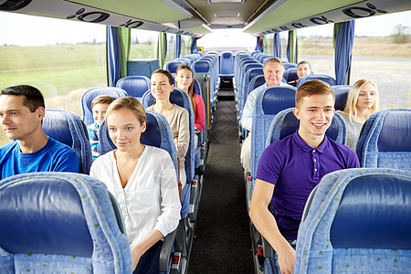 运输,旅游,道路旅行人的群快乐的乘客旅游巴士游客图片
