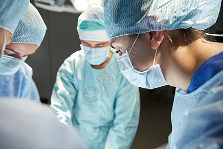 外科,医学人的医院手术室手术的外科医生小图片