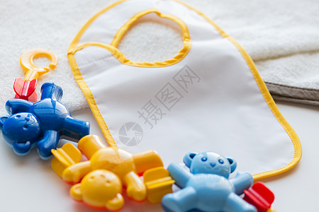 婴儿期,童,象的婴儿拨浪鼓围兜为新生男孩毛巾图片