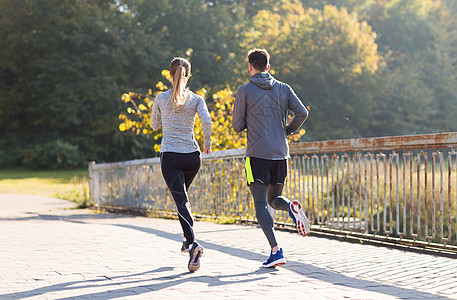 健身,运动,人慢跑的夫妇跑步慢跑户外图片