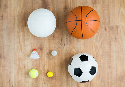 运动,健身,游戏,运动设备物体的同的运动球毽子木地板上顶部图片