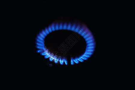 气体燃烧器,深蓝色的火焰中燃烧图片