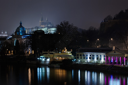 捷克共国布拉格斯特拉斯卡学院布拉格城堡夜间景观图片