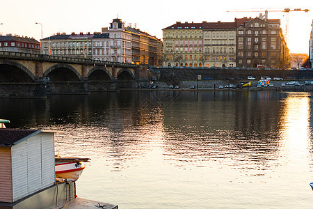 捷克共国布拉格老城的日落景色图片