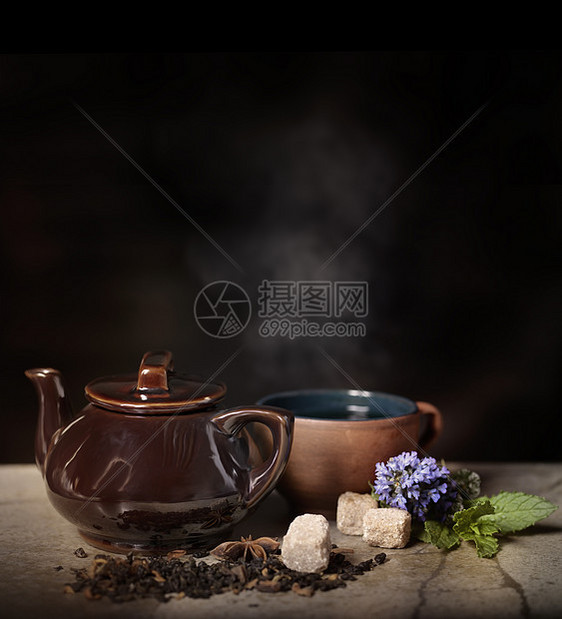 茶壶杯茶图片