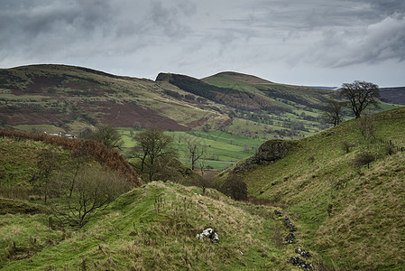 英国高峰区德温特山谷秋季景观图片