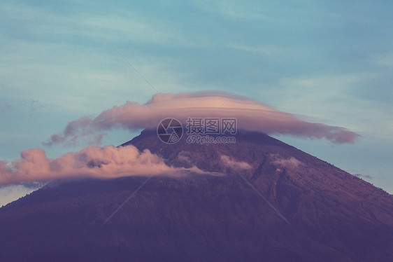 火山阿贡,巴厘岛,印度尼西亚图片