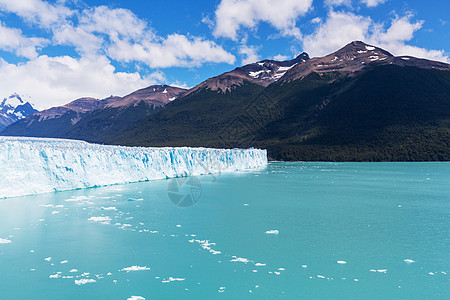阿根廷的佩里托莫雷诺冰川图片