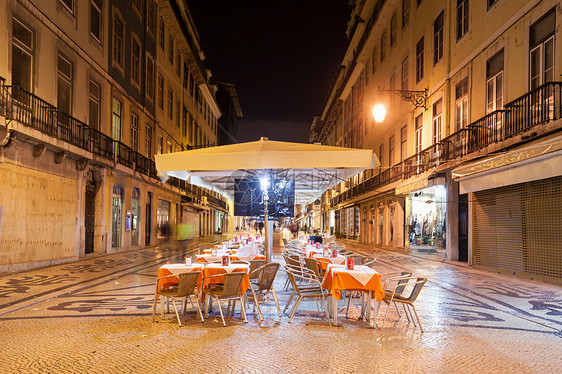 葡萄牙里斯本中心的街头咖啡馆图片