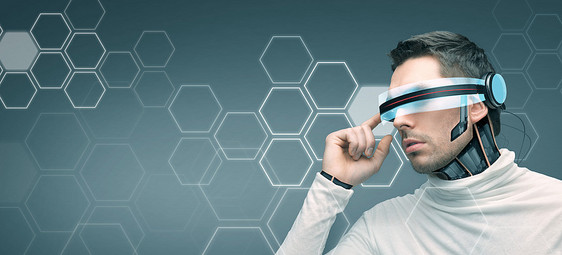 人,技术,未来,网络进步人与未来的三维眼镜微芯片植入传感器蓝色背景与六角形结构图片