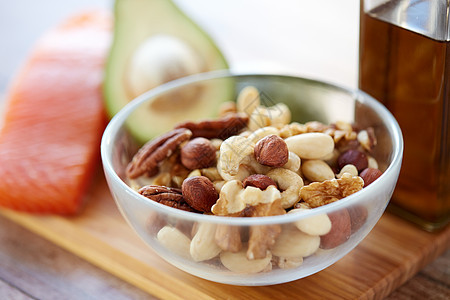 健康饮食,蛋白质食物,饮食烹饪坚果混合璃碗桌子上图片