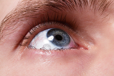 蓝色的男人眼睛红色的血管观图片