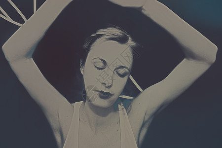 莲花唯美梦幻轻美丽的梦中女孩的肖像,闭着眼睛背景