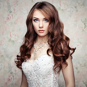 美丽的感女人的肖像,优雅的发型结婚礼服时尚照片图片