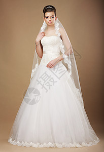 婚礼穿着白色长裙维埃尔的美丽优雅的新娘图片