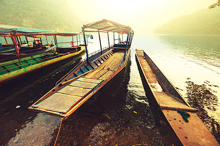 越南的宝贝湖图片