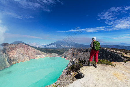 湖火山口火山艾根,爪哇,印度尼西亚图片