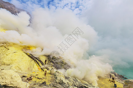 湖火山口火山艾根,爪哇,印度尼西亚图片