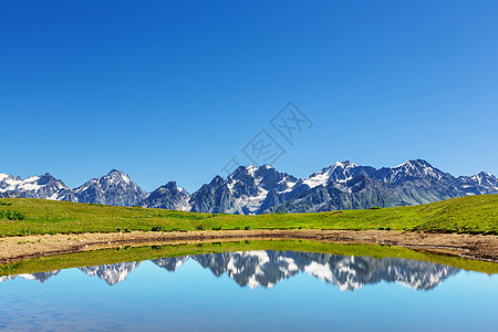 科鲁迪山湖,佐治亚州,斯瓦内蒂图片