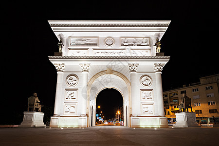 马其顿斯科普里主广场上的大门图片