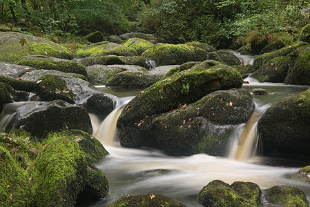 贝基瀑布景观达特穆尔公园英格兰图片