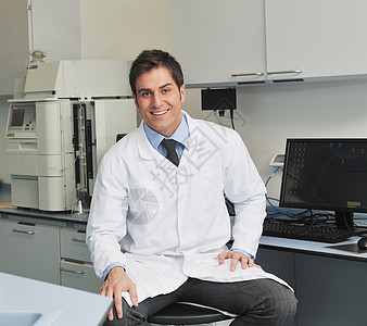 明亮外套研究科学博士学生光明实验室代表化学教育医学背景