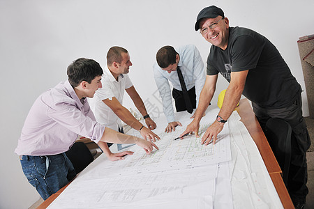 队的业务人员小,建筑师工程师建设场景检查文件业务工作流程的新建筑图片