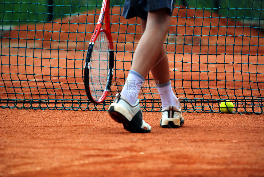 网球运动员小腿：竞技球场上的健康力量图片