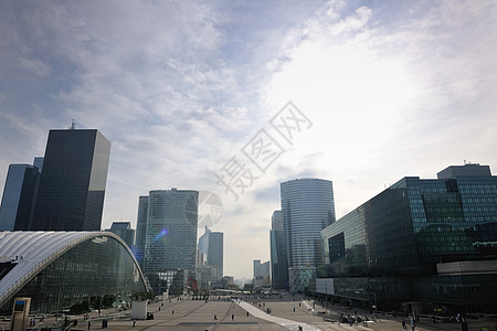 巴黎市中心的现代办公楼图片