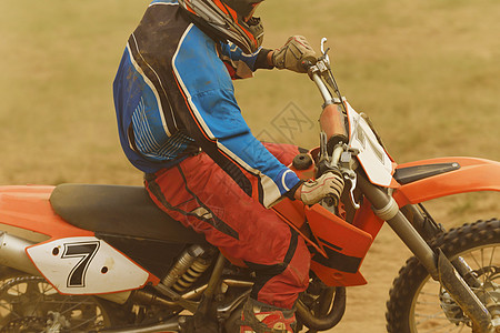 极限摩托车赛车运动齿轮高清图片
