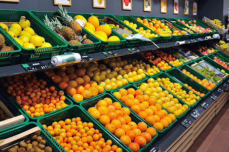 准备超市购买的新鲜水果图片