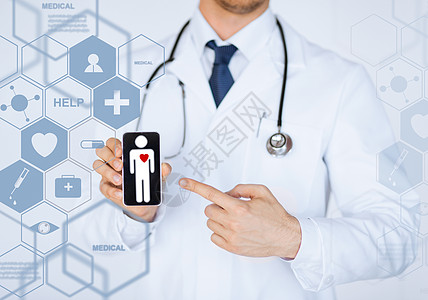 医疗保健,医疗未来技术男医生与听诊器虚拟屏幕图片