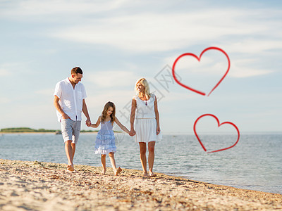暑假,孩子人的快乐的家庭海边散步图片